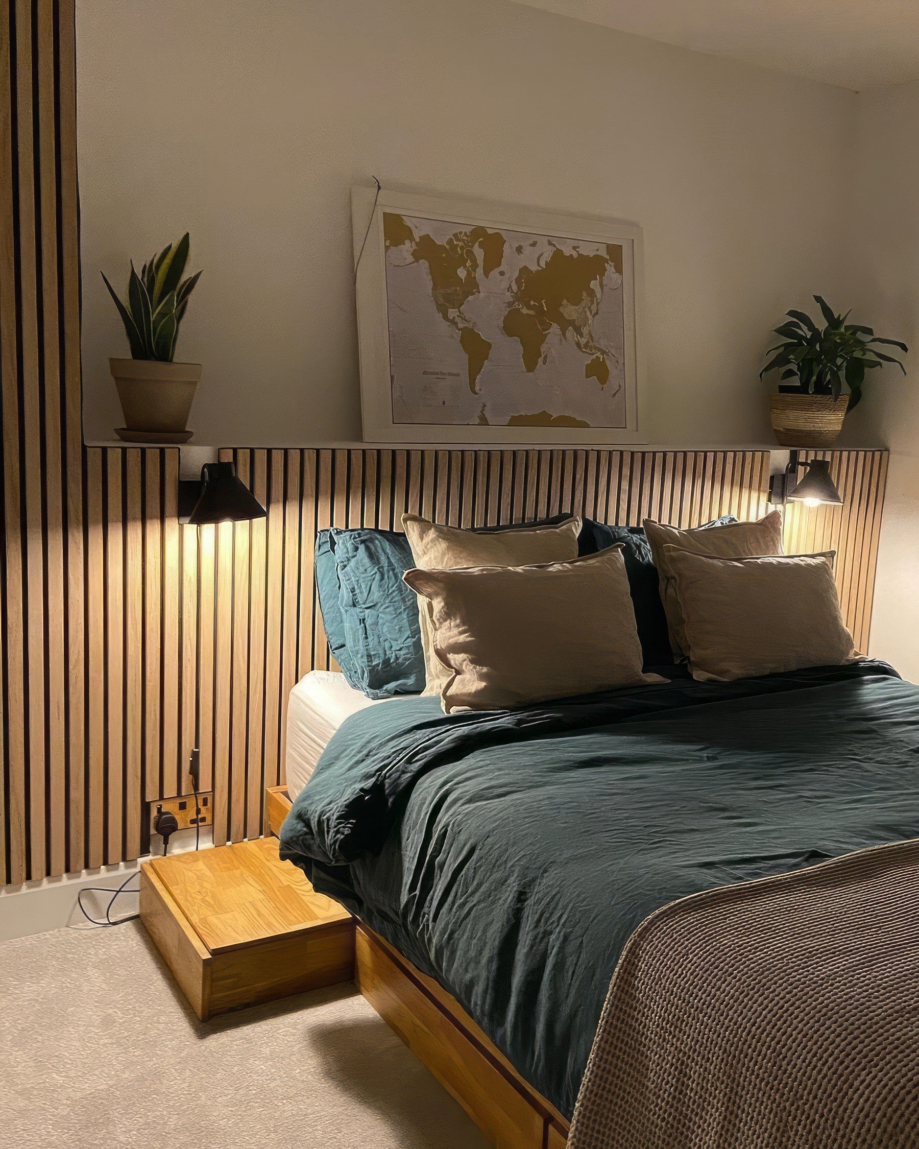 Akustikpaneele aus Echtholzfurnier