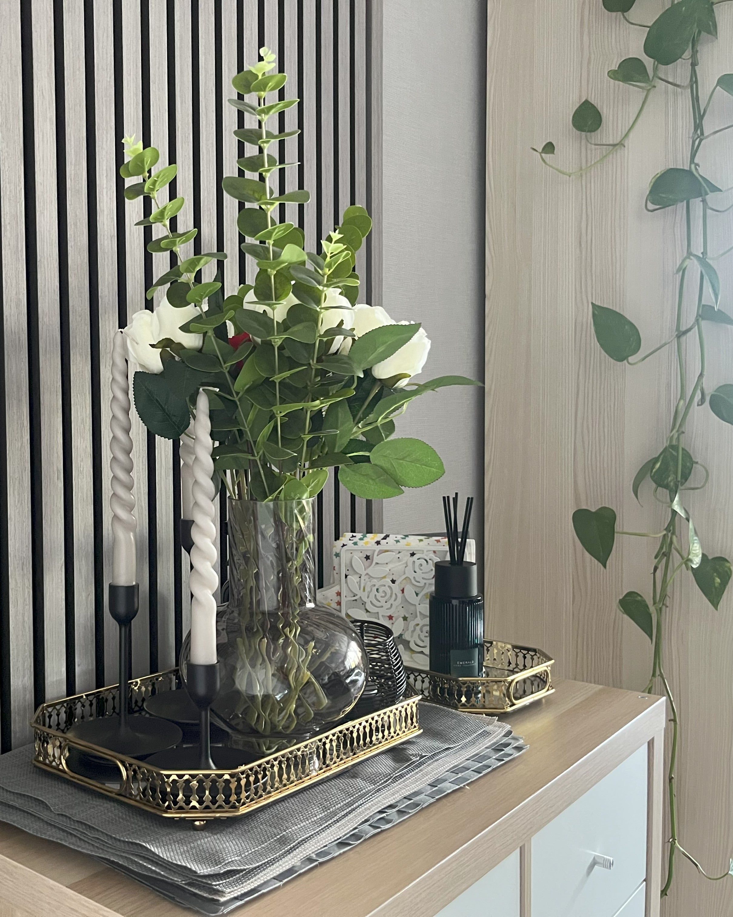 Akustikpaneele aus Echtholzfurnier