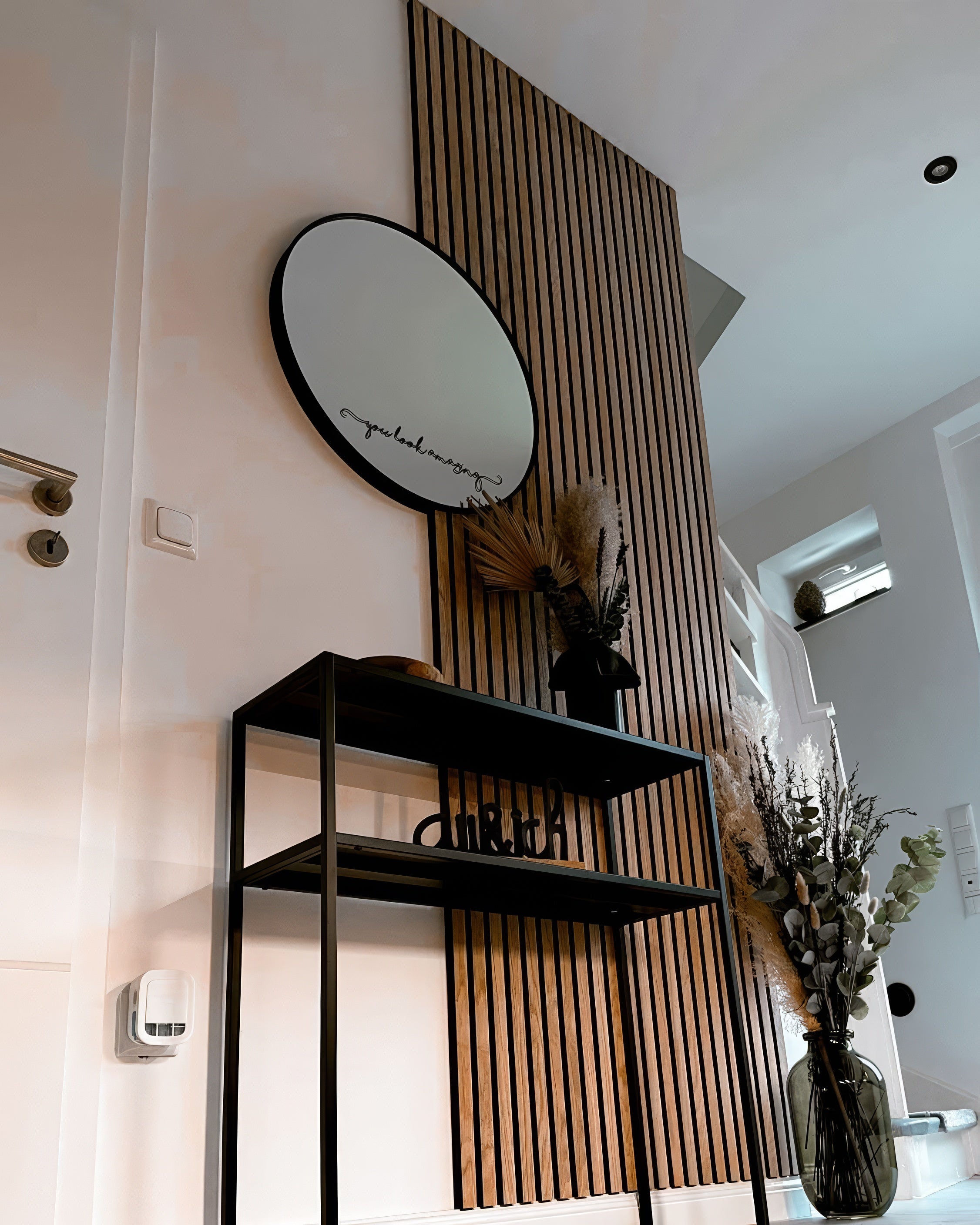 Akustikpaneele aus Echtholzfurnier